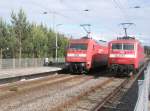 BR 120 Hier links 101 119-6 mit IC1963 von Stralsund Hbf. zum Ostseebad Binz und rechts 120 135-9, diese beiden Triebfahrzeuge trafen sich am 19.6.2010 im Ostseebad Binz.