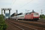 120 148 am 11.08.2010 in Hamburg Suderelbe.  ...