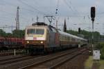 BR 120 Werbeloks Die 120 159-9 mit der Werbung '175 Jahre Eisenbahn in Deutschland' zog am 13.06.2010 den IC 1817 Hamburg Altona - K�ln Hauptbahnhof durch den Bahnhof M�lheim Styrum
