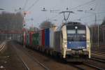 WLB 1216 950 mit einem GZ bei der Durchfahrt durch ...