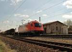 br-1216 Und den Schluss machte die 1216 902 der RTS mit einem Teil aus G�ter- dem anderen Teil aus Bauzug. (Das war eine kleine Fotoserie aus Mangolding am 06.04.2010)