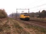 1309 als Lokzug bei Ginkel am 19-4-1998. Bild und scan: ...