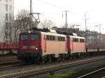 140 874 im Sommer 2009 am Bf K�ln West  ...