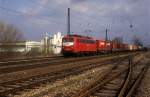BR 140 mit Zugen 140 005  bei Baden Baden  25.03.95