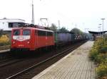 BR 140 mit Zugen 140 199-9 mit G�terzug FZ 45111 Kijfhoek (die Niederlande)-Gremberg auf Bahnhof Viersen am 21-10-1992. Bild und scan: Date Jan de Vries.