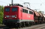 Die 140 261-9 zieht einen Gz durch Duisburg Neudorf am ...