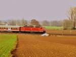 Hier ein Telebild auf 143 077-8 auf einer Landstra�e in ...