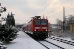 143 327-5 verl�sst mit dem etwas versp�teten RE 3704 nach ...