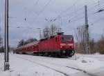 BR 143 mit Zugen 143 642-7 am 30.01.10 in Guben