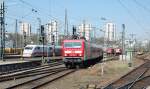 Mit einer Regionalbahn aus Geislingen an der Steige f�hrt die ...
