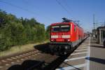 BR 143 mit Zugen 143 557-7, mit RB in Pinneberg am 19.Juli (Mein Geburstag).