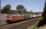 BR 145 mit Zugen 145 008  Neulussheim  17.06.09