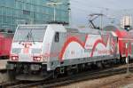 146 227-4 mit Werbung f�r das neue Herz Europas , die ...