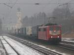 151-134 mit KLV-Zug am 23.12.2009 in Wernstein  ...
