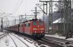 BR 151 AK 151 100-5 und AK 151 110-4 poltern am 23.01.10 mit dem leeren 'Beddinger' aus Salzgitter-Beddingen durch Hamburg-Harburg zum Hansaport in den Hamburger Hafen.