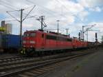 151 112-0 zieht am 22.04. 10 eine kalte 152er und einen ...