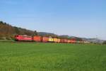 151 042 mit Containerzug ...  Mirko Kiefer 26.05.2010