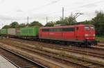 Mit einem Hangartner KLV-Zug f�hrt 151 003-1 am 13.06.2010 durch ...
