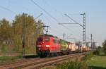 BR 151 Am 24. April 2010 bef�rdert 151 034 einen KLV-Zug zwischen den Ortschaften Wagh�usel und Wiesental auf der KBS 700 in Richtung Karlsruhe. 