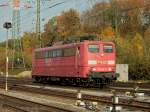 151 086-6 am 27.10.2011 vor herbstlicher Kulisse in Gremberg.  ...