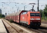 152 010-5 fuhr am 29.07.2009 mit einem Autozug durch M�nchen-Heimeranplatz ...