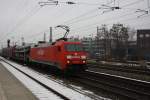 BR 152 Am M�nchner Heimeranplatz kam am 05.02.10 die 152 047-7 mit ihrem G�terzug gen S�den durch.