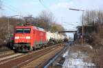 152 085 mit einem Güterzug beim Behelfsbahnsteig von Ahlten am ... 152 085 mit einem Güterzug beim Behelfsbahnsteig von Ahlten am ...