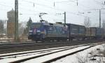 Endlich mal wieder ein Albatros! 152 136-8 mit Aufliegerzug durch ... Endlich mal wieder ein Albatros! 152 136-8 mit Aufliegerzug durch ...