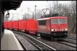 RAILION Logistics 155 194-4 mit neuen Holztansportwagen der Gattung Rnoos.644 ...