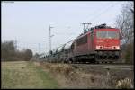 BR 155 Und G�terz�ge d�rfen an so einem herrlichen Fr�hlingstag auch nicht fehlen. Hier mal eine Lok der Baureihe 155 n�mlich die 080.
Diese fuhr Richtung Aachen. Aufgenommen wurde das Bild an der Kilometrierung 28.4 der kursbuchstrecke 485.
24.03.10 16:34