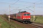 BR 155 155 206-6 mit einem Ganzzug polnischer Kohlewagen. Der Zug kam aus Richtung Braunschweig. Fotografiert am 17.04.2010 in Magdeburg Diesdorf. 