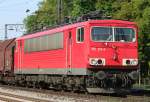 Die 155 212-4 zieht einen Gz durch Duisburg Neudorf am ...