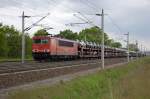155 157-1 mit einem Toyota Autozug zwischen Gro�wudicke und Rathenow ...