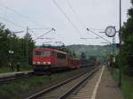 Die 155 254-6 durchfuhr am 25.6.10 mit einem leeren Autozug ...