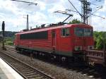 BR 155 Baureihe 155 197-7 mit ihrem G�terzug im Bielefelder Hauptbahnhof. Von hinten aufgenommen am 13.07.2010.