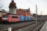155 214-0 mit Containerzug ...  Ralf Baade 20.12.2011