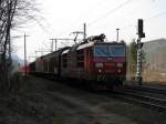 180 013-5 kommt am 25.03. 10 mit einem gemischten G�terzug kurz ...
