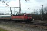BR 181 mit Zugen 181 205 zieht den leicht versp�teten IC 337 nach Koblenz aus Trier heraus.
Trier, der 18.3.2010