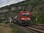 Die 182 022 mit einem G�terzug am 29.08.2009 unterwegs bei ...