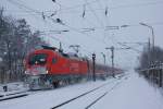 182 008-3 verl�sst am Morgen des 02.01.2010 mit dem RE ...