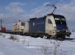 br-182-private Ja, mal wieder eine WLB, in diesem Fall die ES 64 U2 -060 am 30.01.2010 In N�he Regensburg.