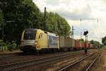 br-182-private ES 64 U2 018 von Boxxpress mit einem Containerzug in Radbruch am 06.07.2010.