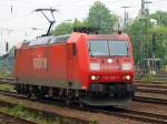 185 199-7 rangiert am 11.05.2010 in Aachen West  ...