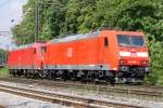 Die 185 001-5 in Duisburg Neudorf am 28,05,10  ...