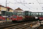 BR 185 mit Zugen 185 339 mit einem gemischten G�terzug am 03.11.2009 in Regensburg.