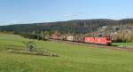 BR 185 mit Zugen 185 280-5 und 185 205-2 mit dem FE 44696 (Z�rich-Limmattal - Kornwestheim ) am 27. Oktober 2009 bei M�hringen.