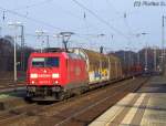 185 227-6 bei der durchfahrt von Unna am 10.04.2010  ...