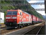 BR 185 142-7 dient dem Winnerzug als Bremslok auf der ...