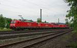 Ein roter Lokzug in ...  Jens Baumhauer 12.06.2010