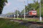 185 271-4 mit leeren Autotransportzug zwischen Nennhausen und Rathenow nach ...